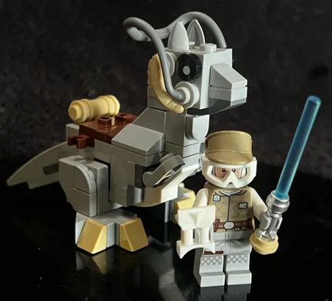 75298 LUKE SKYWALKER HOTH MINIFIGURE & TAUNTAUN • LEGO STAR WARS