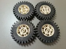 Lego White Wheel 24 x 43 Technic with Black Tire 24 x 43 Technic (3739 / 3740)