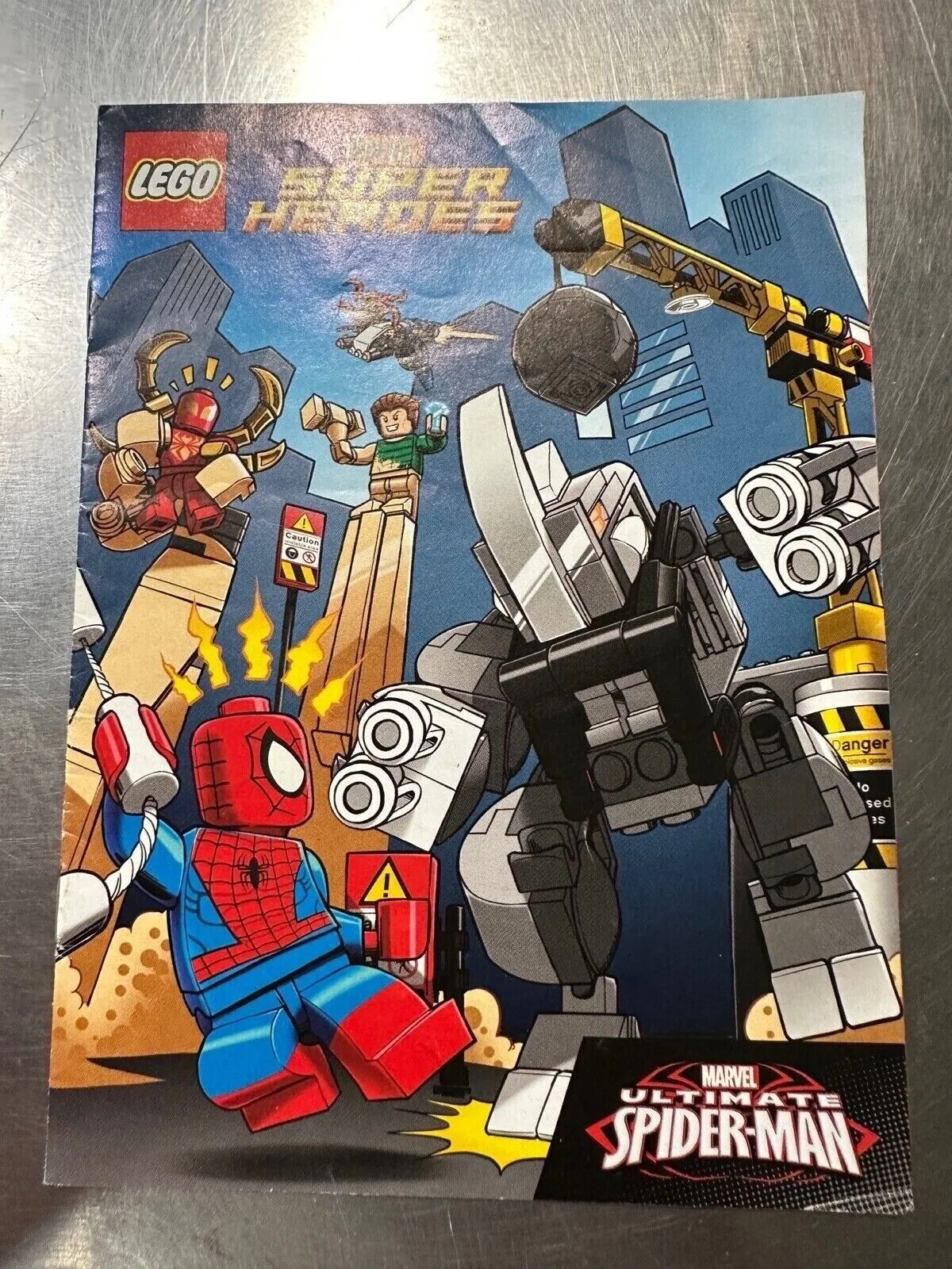 LEGO Marvel Super Heroes Ultimate Spider-Man Ant-Man Character Guide Booklet