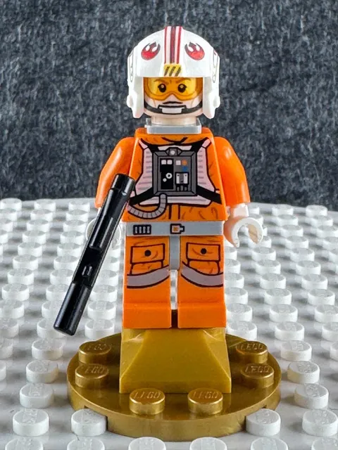 LEGO Star Wars Retired Luke Skywalker Pilot SW0461 Printed Legs Minifigure