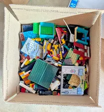 LEGO bricks and blocks bulk lot 7 lbs, assorted colors & themes