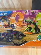 LEGO City Stuntz Double Loop Stunt Arena building toy