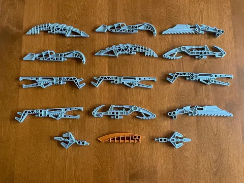 LEGO BIONICLE ASSORTED WEAPON LOT