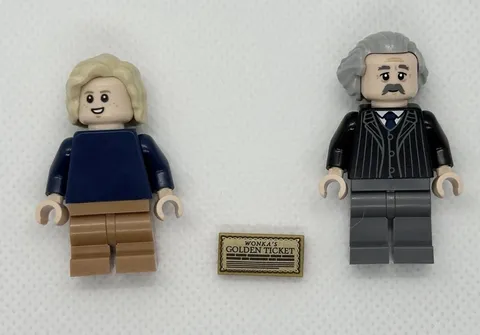 Lego Charlie Grandpa Joe Minifigures 21360 Willy Wonka & the Chocolate Factory