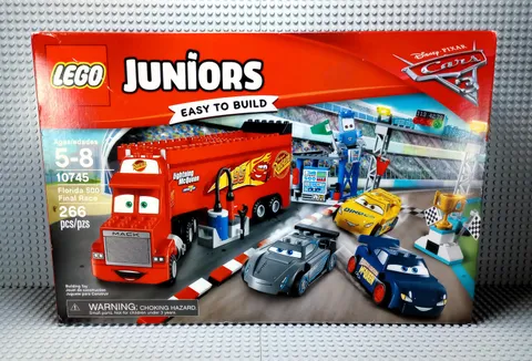 NEW - LEGO - 10745 Florida 500 Final Race - Retired / 2018 - Cars 3 - Ships Fast