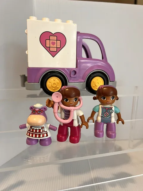 LEGO DUPLO Disney Doc McStuffins Doc's Pet Vet Care Figures Hallie Ambulance Lot
