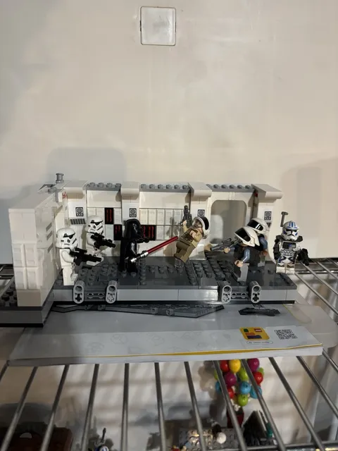 LEGO Star Wars a New Hope Boarding the Tantive IV (75387).