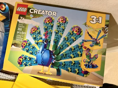 LEGO Creator 31157 Exotic Peacock 3-in-1 Sealed New Box Wear Dragonfly Butterfly