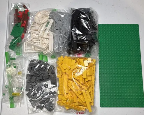 Lego Creator Set 4996: Beach House 100% Complete