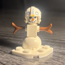 LEGO Star Wars snowman with helmet