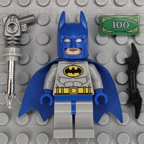 Lego DC Super Heroes Minifigure SH0111 Batman Light Bluish Gray Suit