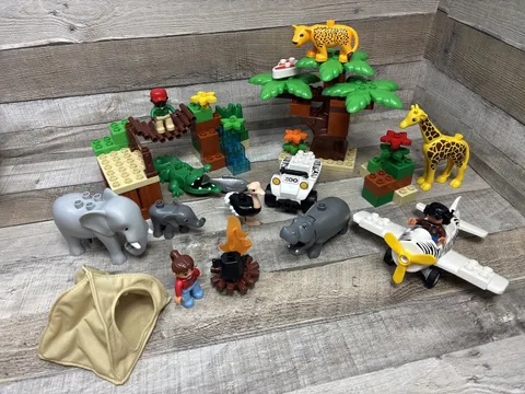 LEGO Duplo Photo Safari Set 6156 Dated 2012 Missing Two Pieces Juniors
