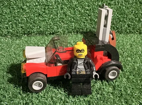 LEGO Town Car and Bandit Minifigure
