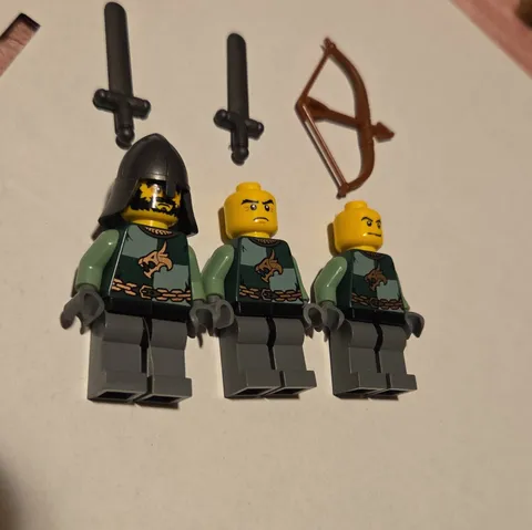 LEGO Castle Knights Minifigures Lot of 3 w/ 2 Gray Swords & Bow