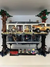 LEGO Stranger Things The Upside Down 2287pc Light Up Complete Set