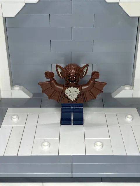 Lego Minifigures: Man-Bat Batman 2 Figure