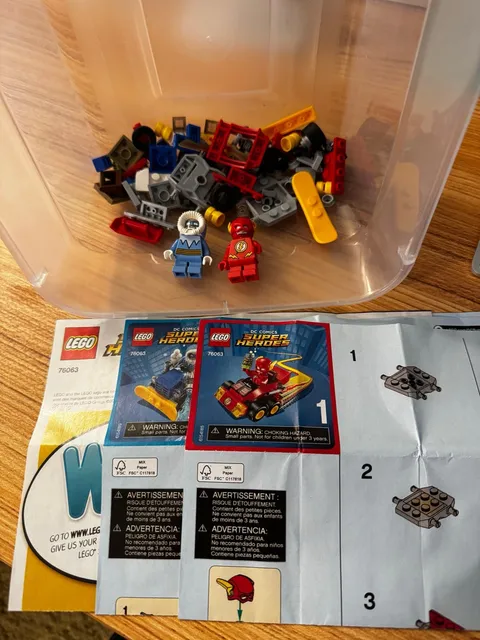LEGO #76063 SUPER HEROES - Mighty Micros Flash vs Captain Cold 100%