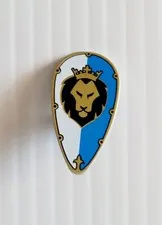 LEGO Part Shield with Lion Head on White and Blue Pattern