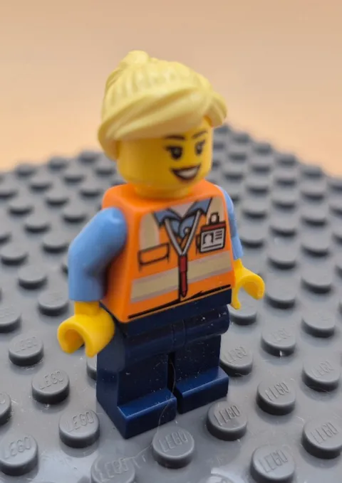 LEGO® Train Worker Minifig trn245 City NEW Female Construction Worker Girl 60198