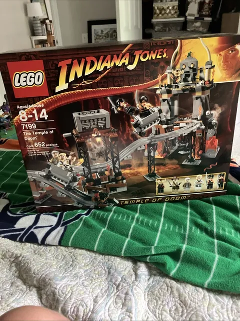LEGO Indiana Jones: The Temple of Doom (7199)