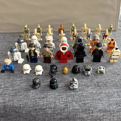 Lego Star Wars Minifigures Assorted parts Lot