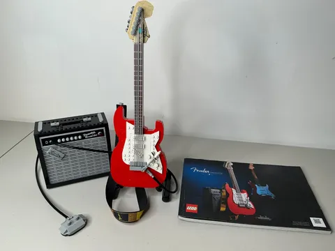 Lego Ideas Fender Stratocaster 21329 PRE-BUILT