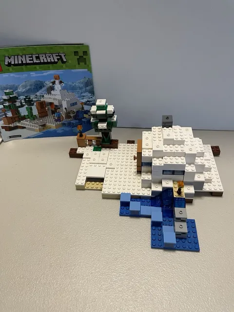 LEGO Min99% Complete W/ Instructions - No Box & NO Figures