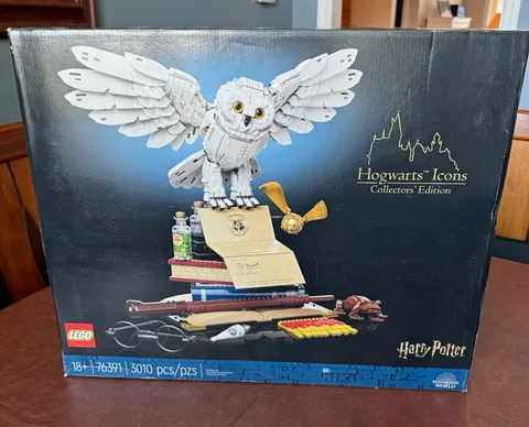 LEGO Harry Potter Hogwarts Icons Collectors' Edition 76391 3010pcs 18+ Box