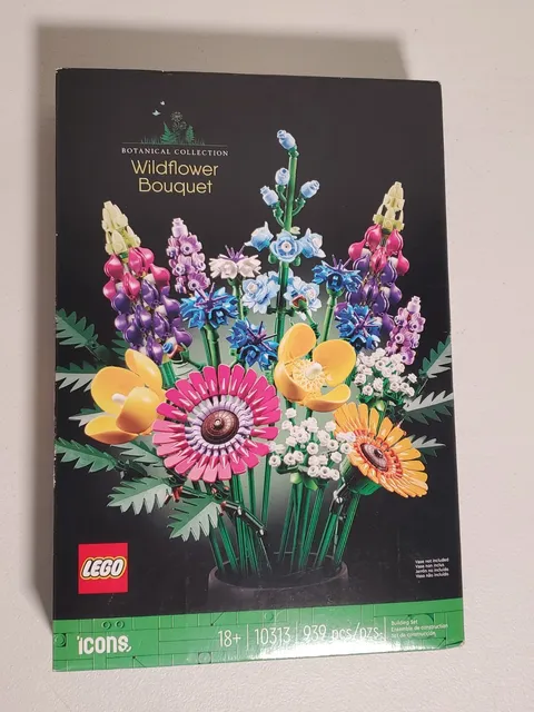LEGO Icons Botanical Collection Wildflower Bouquet 10313 Building Set 939 Pcs