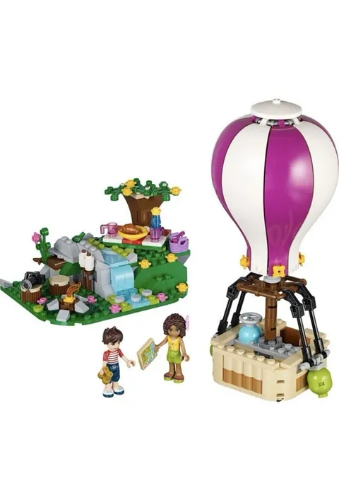 LEGO FRIENDS: Heartlake Hot Air Balloon (41097)
