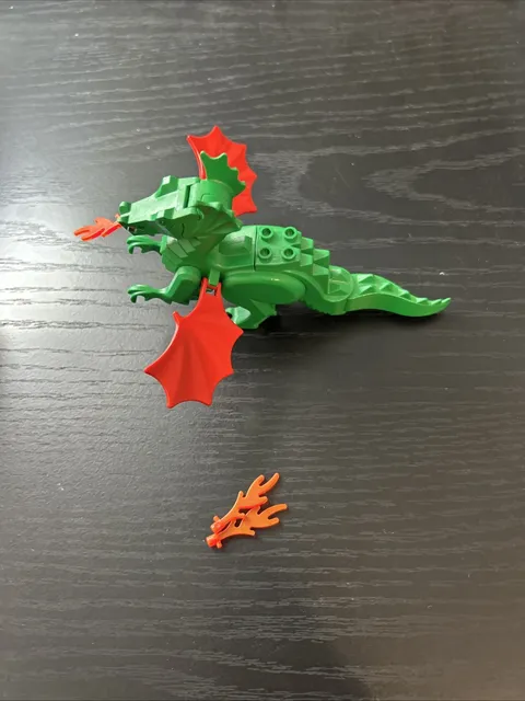 LEGO Vintage Green Dragon with Red Wings Rare Minifigure