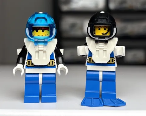 LEGO Aquazone: Crystal Explorer Sub (6175) Aquanauts Aquanaut Aqu001 Aqu003 Fig