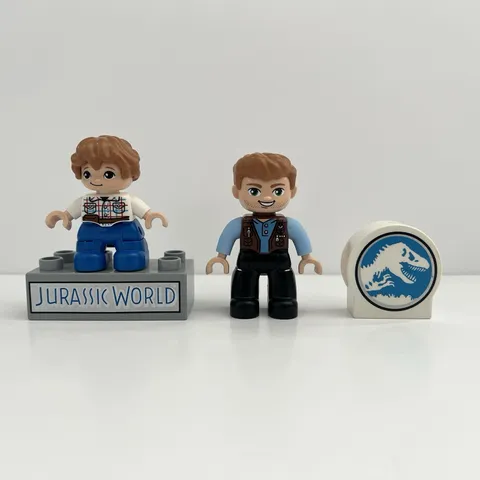 Lego Duplo 10880 Owen Grady 10879 Child Figure Jurassic World Logo Round Brick