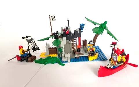 Lego Pirates 1788 Treasure Chest 100% Complete 4 Minifigs 159 pcs Vintage 1995
