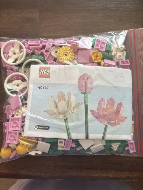 Lego Botanical Collection Lotus Flowers Set 40648-2 Sets Combined!!!