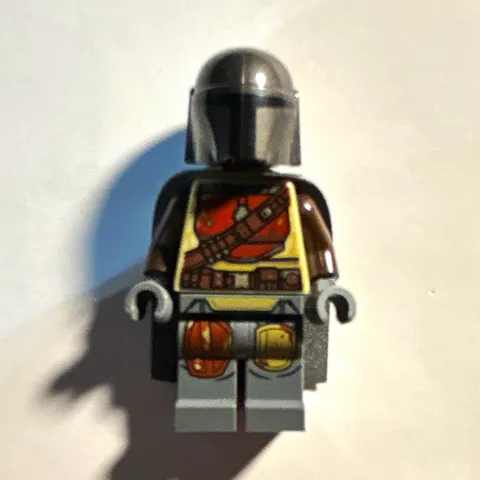 LEGO Star Wars Mandalorian Minifigure w/ Dark Gray Helmet & Armor, 1 Piece