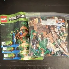 LEGO Minecraft 21125 The Jungle Tree House 707 pcs Missing One Minifig