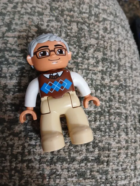 Lego Duplo  GRANDPA GRANDPARENT  FIGURE RARE M