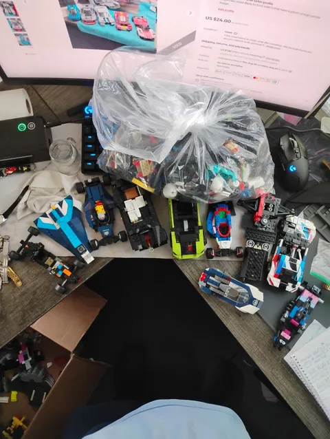 Lego Near Complete Cars With About 3lbs Of Car Parts.     Not Completed 