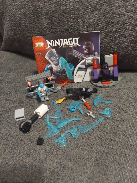 LEGO NINJAGO Legacy 71731 Epic Battle Set Zane vs. Nindroid w/ 2 Minifig 2021