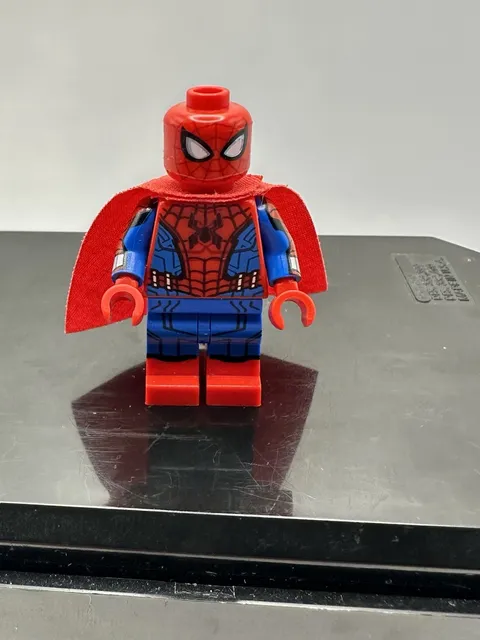 LEGO Zombie Hunter Spidey (Spider-Man) Minifig colmar08 Marvel Minifigure Series