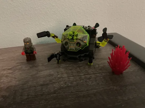 Retired LEGO Aquazone: Crab (6140)