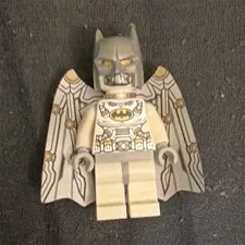 LEGO Batman Minifigure w/ Printed Bat Wings Cape Accessory, 2015
