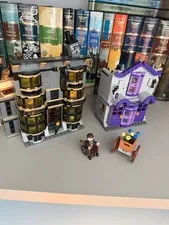 LEGO Harry Potter: Ollivanders & Madam Malkin's Robes (76439)