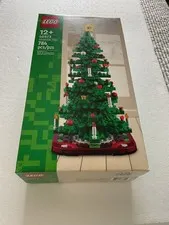 LEGO 40573 CHRISTMAS TREE 2 IN 1 NEW IN BOX, RETIRED BOX IN GREAT CONDITION