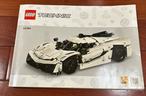 LEGO TECHNIC: Koenigsegg Jesko Absolut White Hypercar (42184) Complete W/ Manual