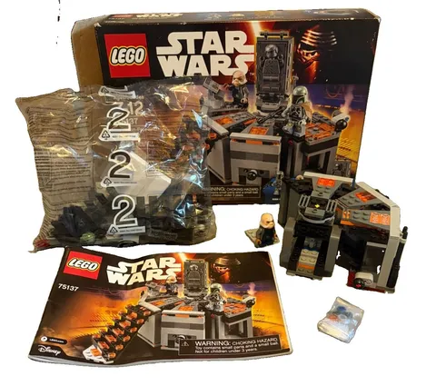 LEGO Star Wars: Carbon-Freezing Chamber (75137) 100% Complete Opened