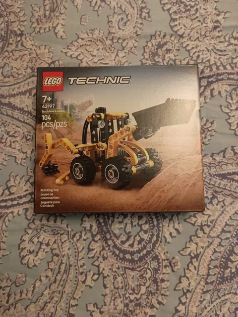 LEGO TECHNIC: Backhoe Loader (42197)