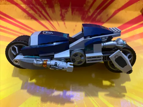 LEGO Avengers Speeder Bike
