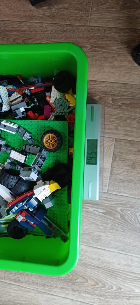 lego various system pieces, chima, Ninjago and more. 5.6kg